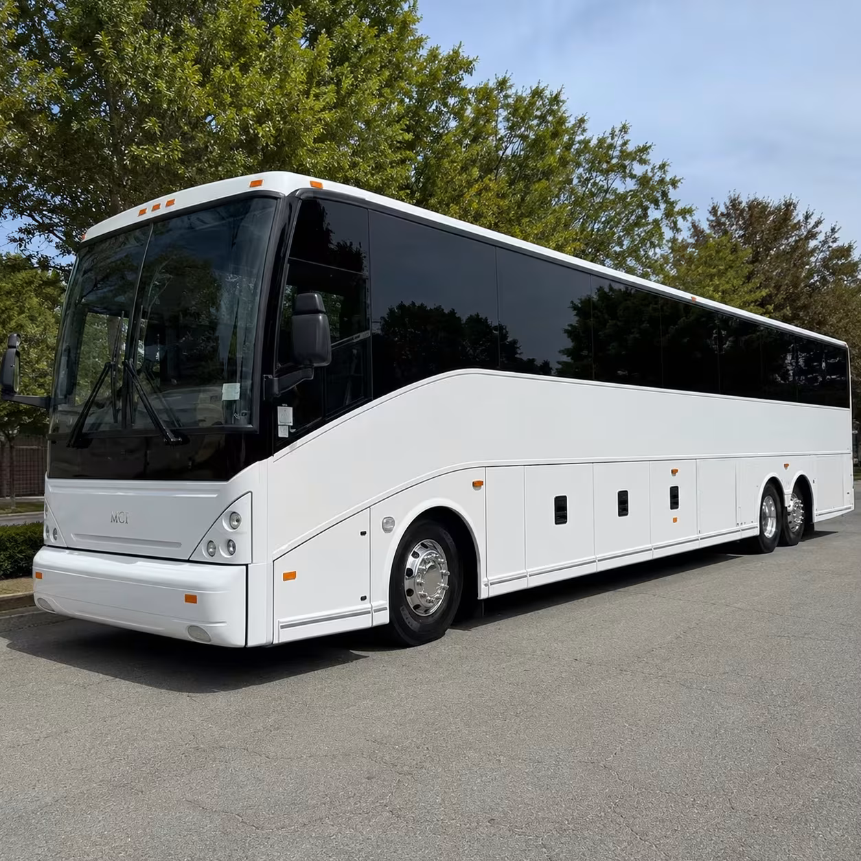does the day of the week change what a charter bus costs in quincy massachusetts