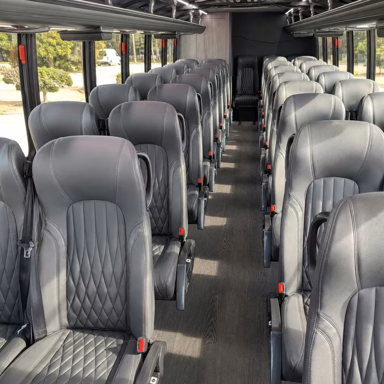 quincy 35 passenger minibus rental