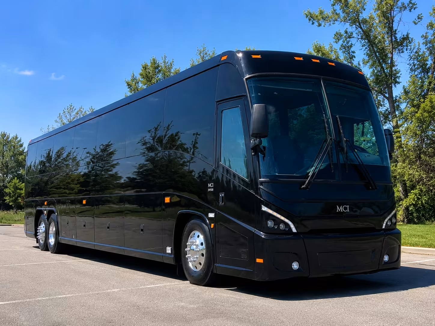 quincy charter bus rental fleet