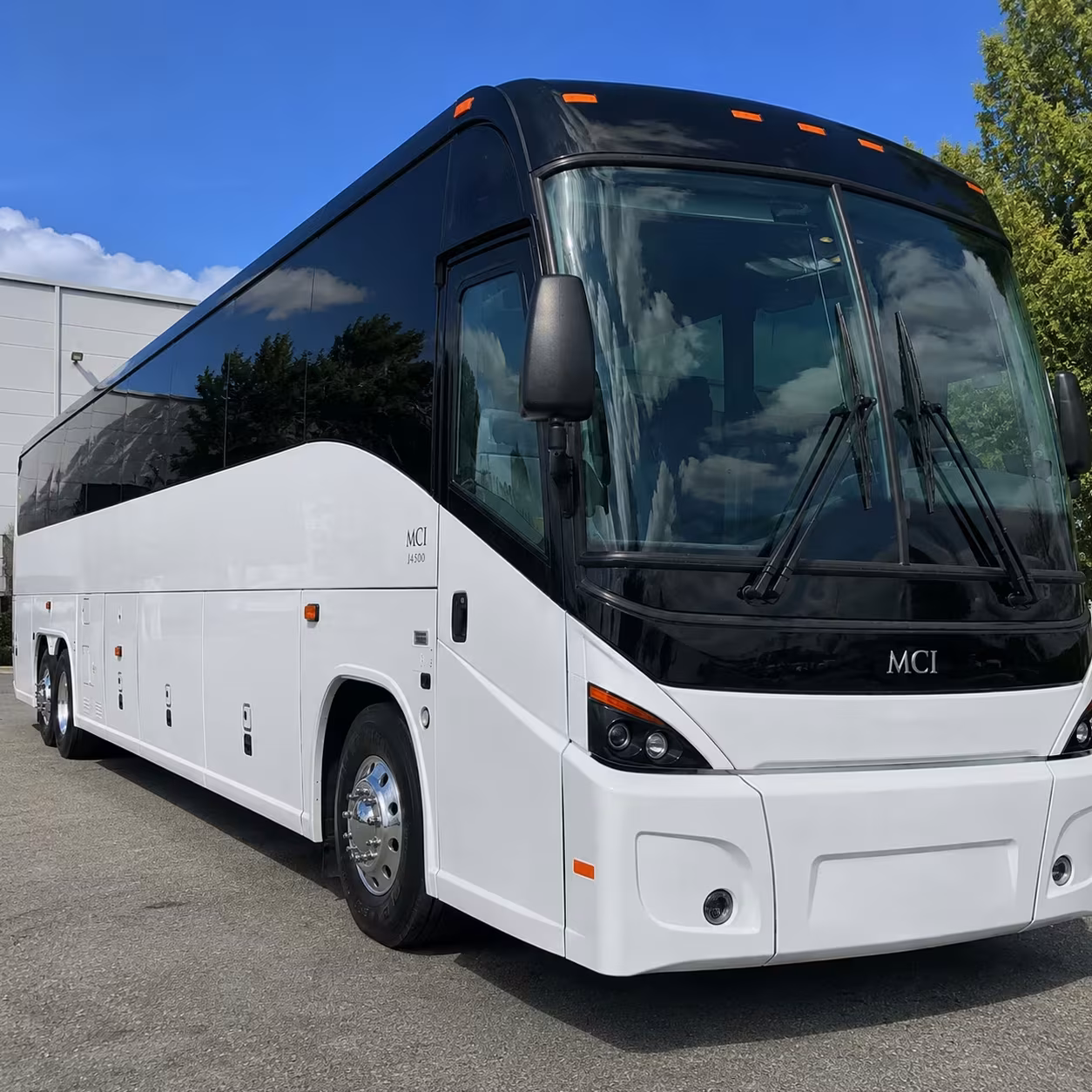 quincy charter bus rentals for boston logan group transfers