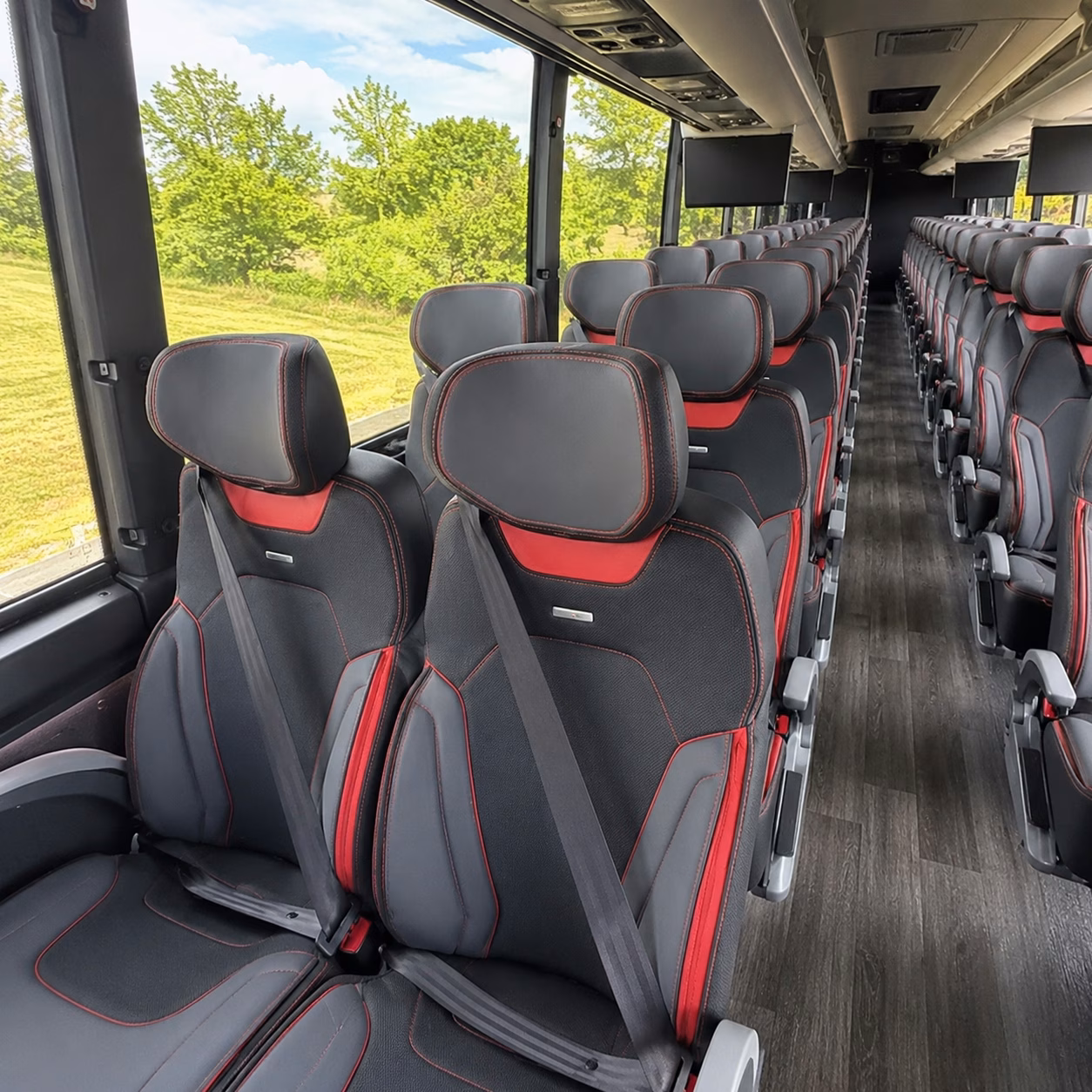 quincy charter buses to boston logan airport for government travel