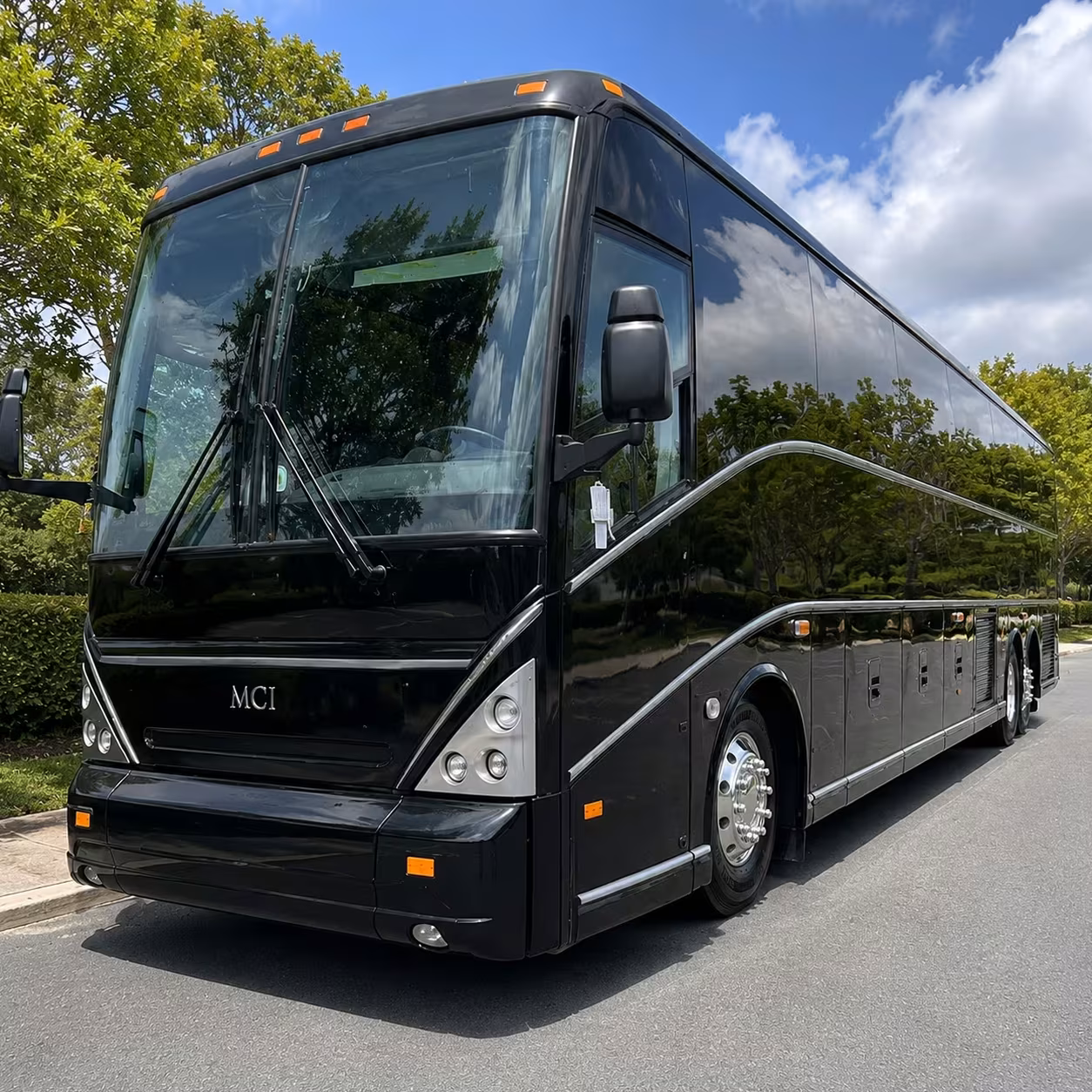 quincy concert charter bus rentals to td garden and boston venues