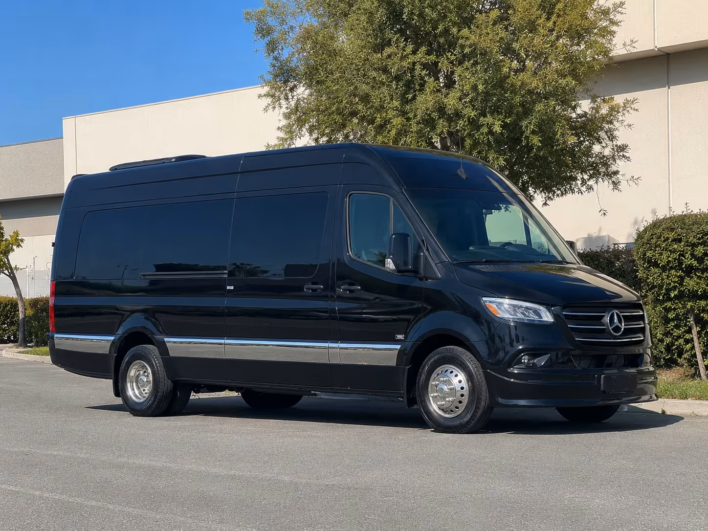 sprinter van and limo bus rentals for small quincy prom groups